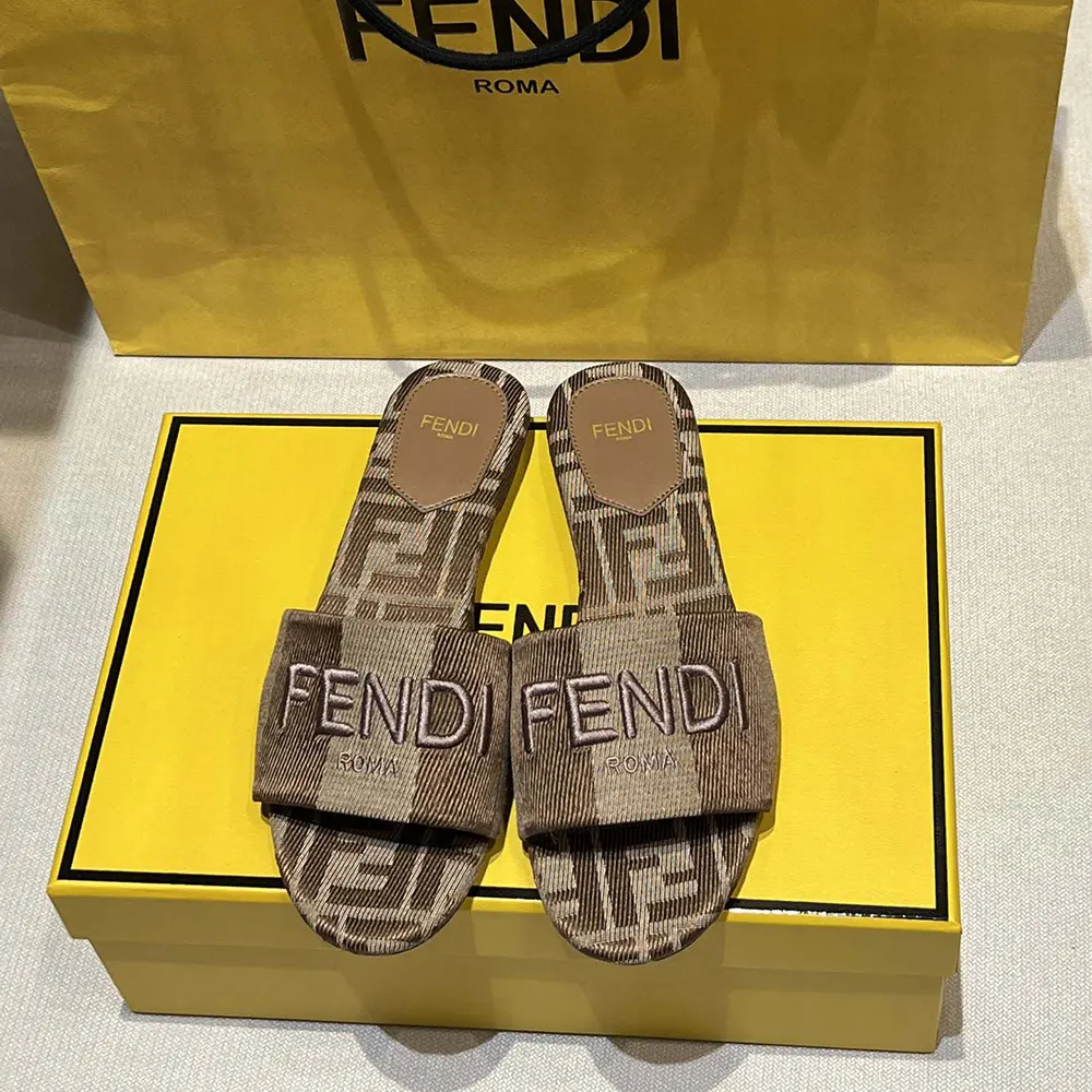 Fendi Women Sunshine Dove Gray Denim-effect Jacquard Slides - image 4