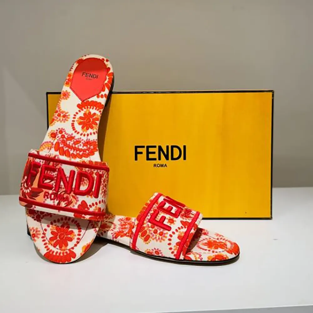 Close-up of signature logo on Fendi Women Sunshine Red and Camelia Canvas Slides