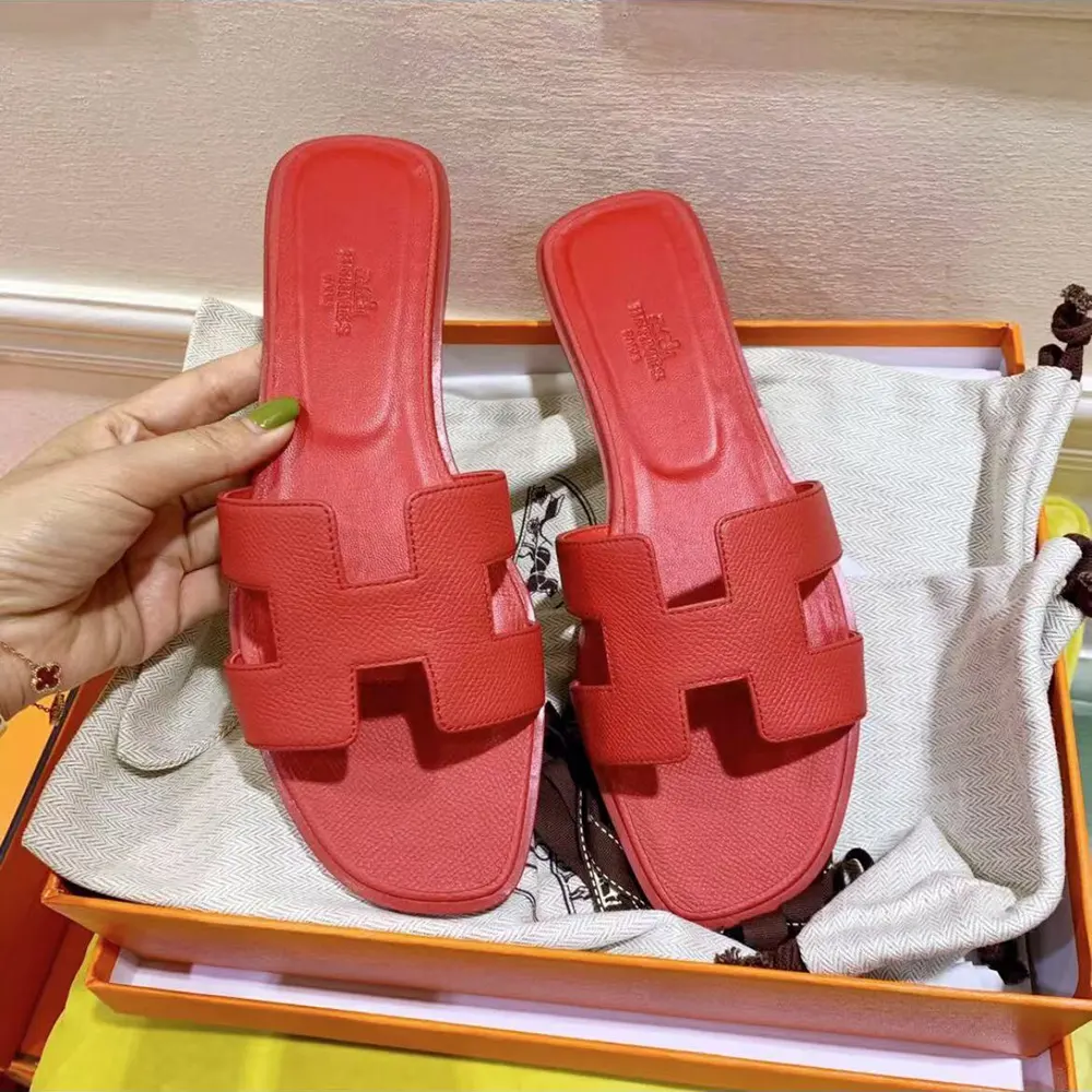 Hermes Women Oran Sandal-Red - image 4