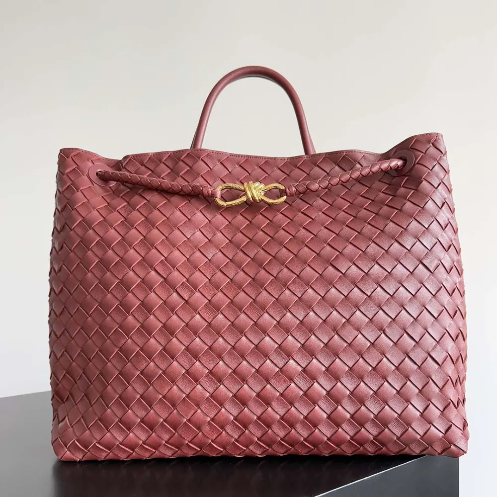 Close-up of polished silver hardware on Bottega Veneta Women Large Andiamo bag