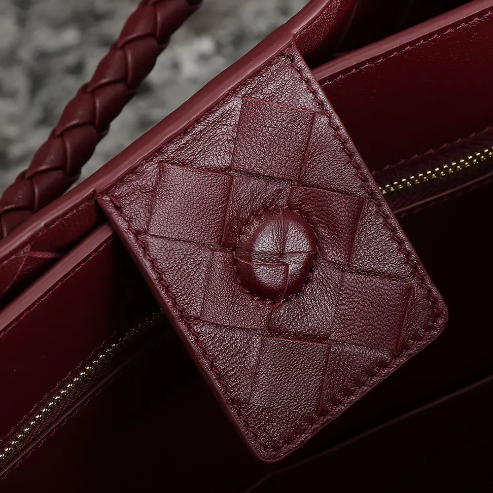 Bottega Veneta Women Large Andiamo in Lambskin Leather-Maroon - image 8