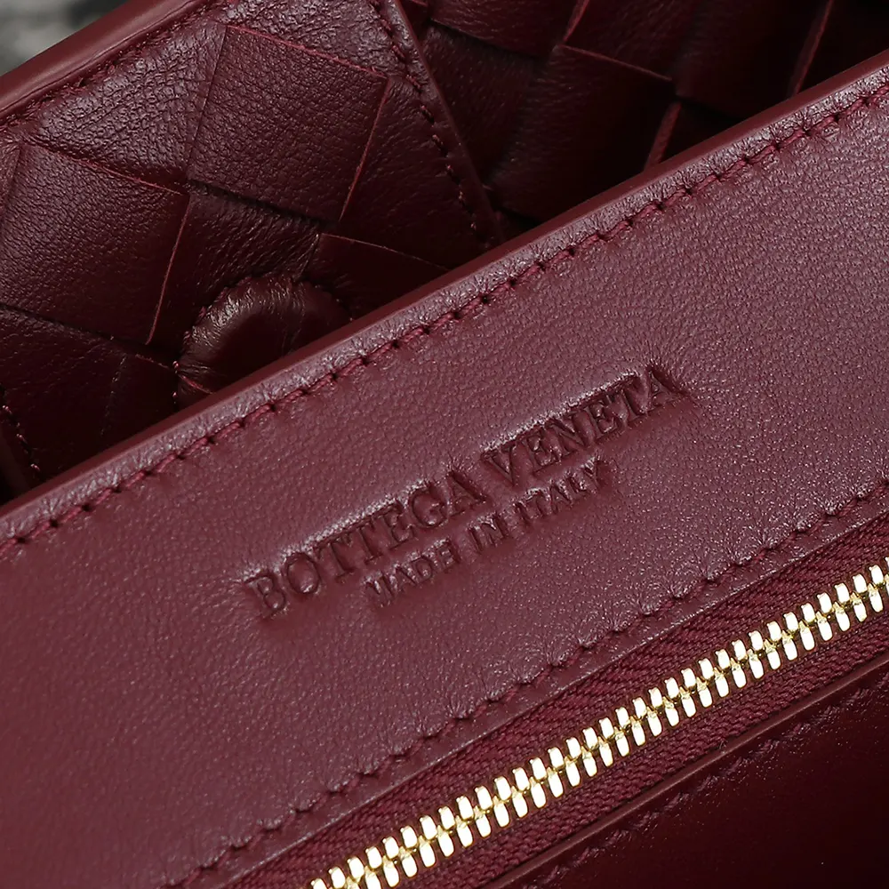 Bottega Veneta Women Large Andiamo in Lambskin Leather-Maroon - image 10