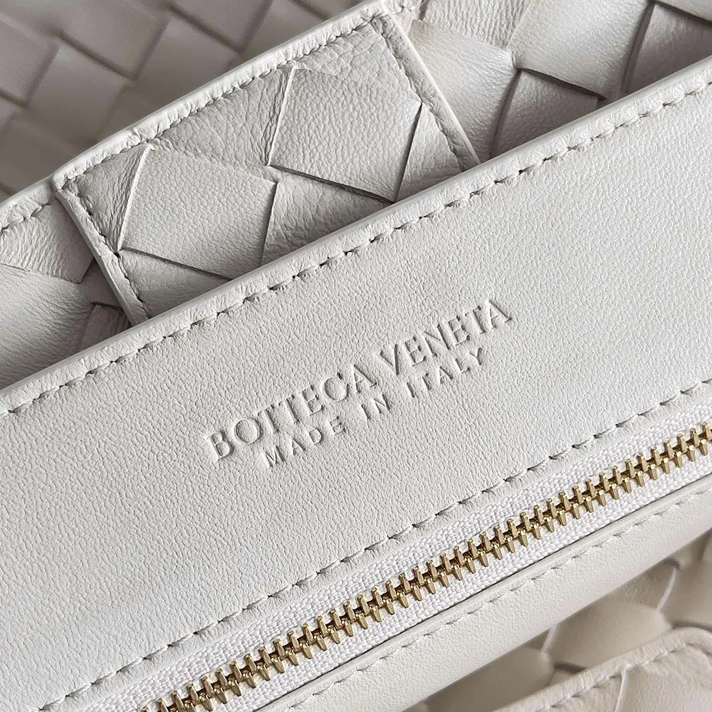 Bottega Veneta Women Large Andiamo in Lambskin Leather-White - image 9