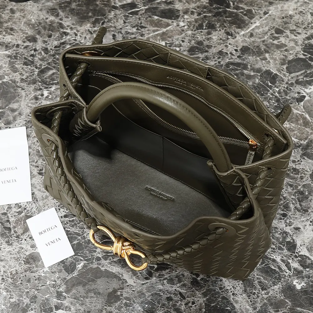 Bottega Veneta Women Medium Andiamo in Supple Intrecciato Leather-Dark Green - image 6