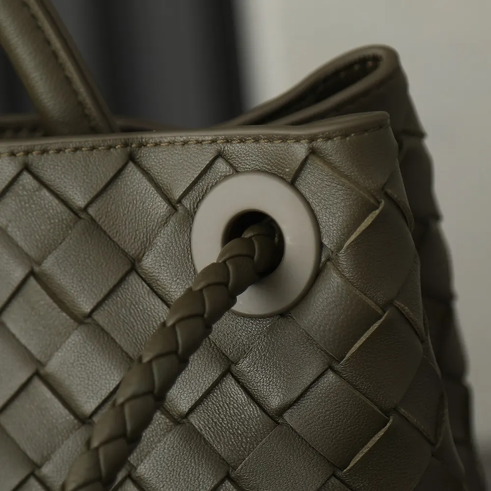 Bottega Veneta Women Medium Andiamo in Supple Intrecciato Leather-Dark Green - image 8