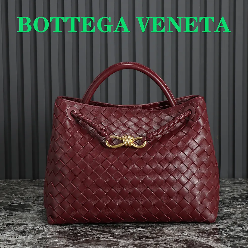 Close-up of intrecciato leather texture on Bottega Veneta Women Medium Andiamo bag