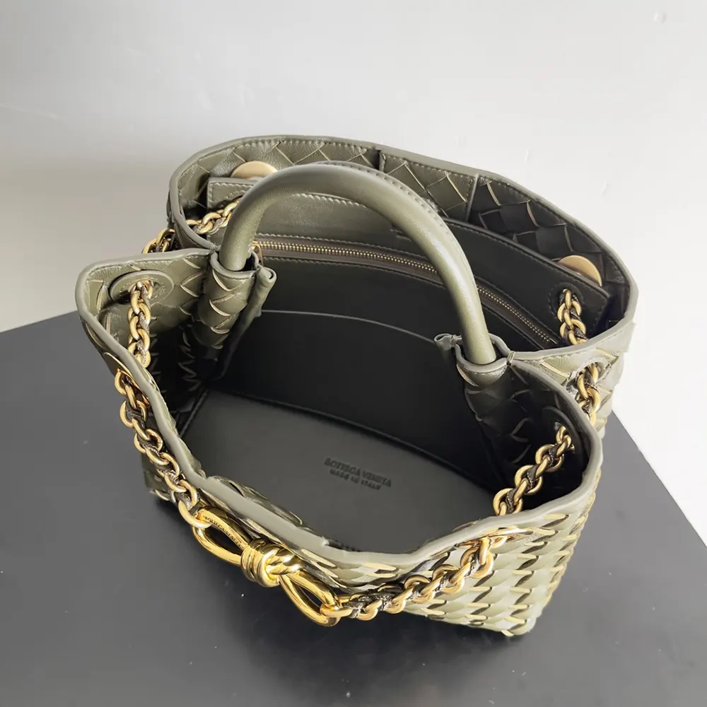 Bottega Veneta Women Small Andiamo Intrecciato Leather Top Handle Bag-Dark Green - image 7