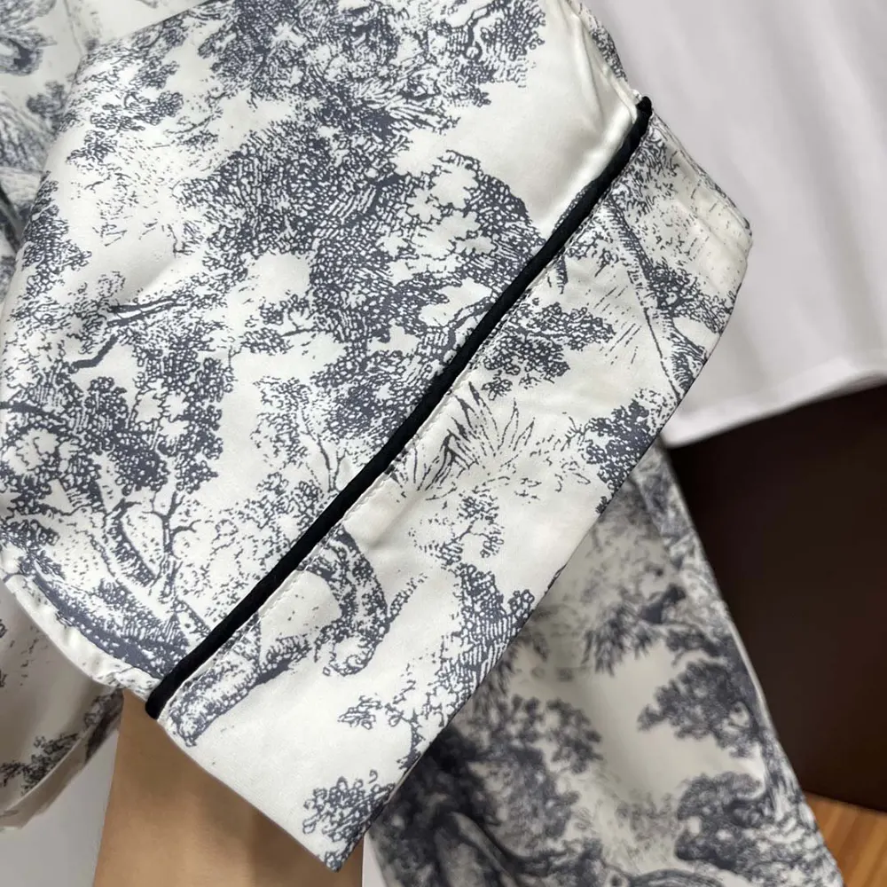 Dior Women Chez Moi Short-Sleeved Silk Pajama Set - image 7