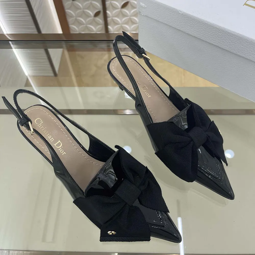 Rear view showing adjustable grosgrain slingback on Dior Women Diorissimo Pump