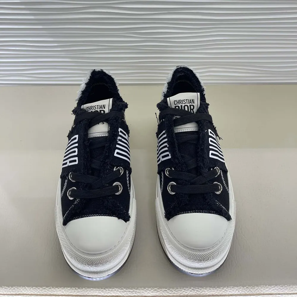 Close-up of the fringed cotton canvas detail on Dior Women Walk’n’Dior Platform Sneaker