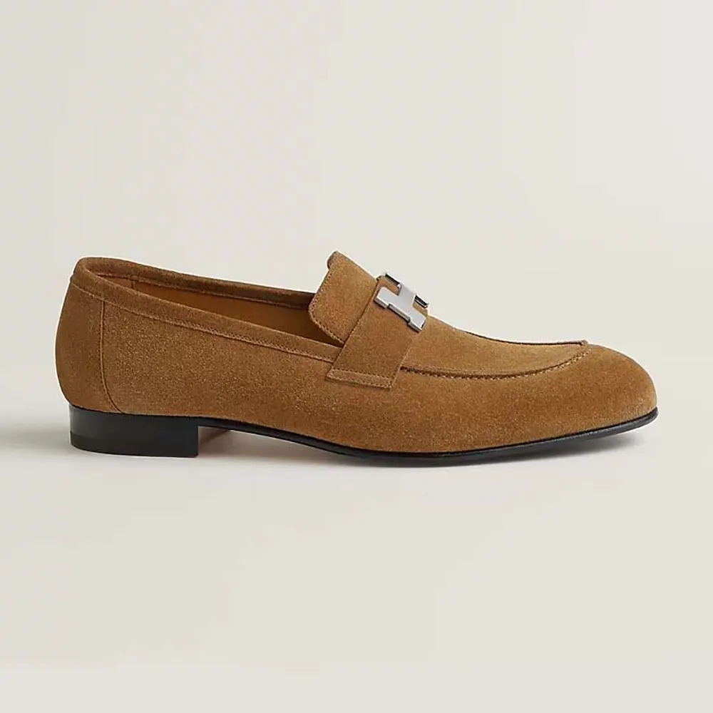 Side profile of Hermes Men Paris Loafer in suede calfskin brown