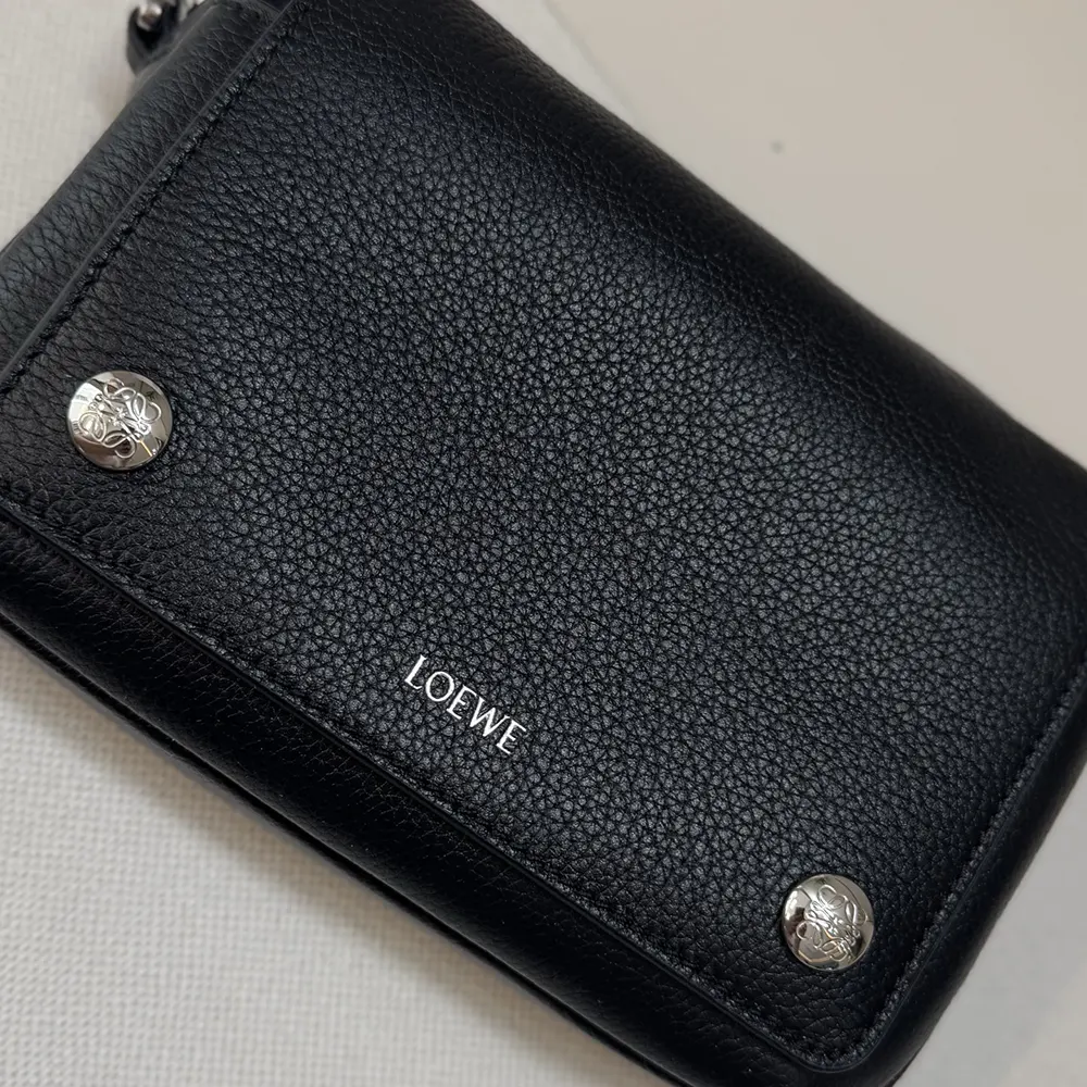 Loewe Unisex Small Pebble Messenger Bag in Supple Grained Calfskin-Black - image 8