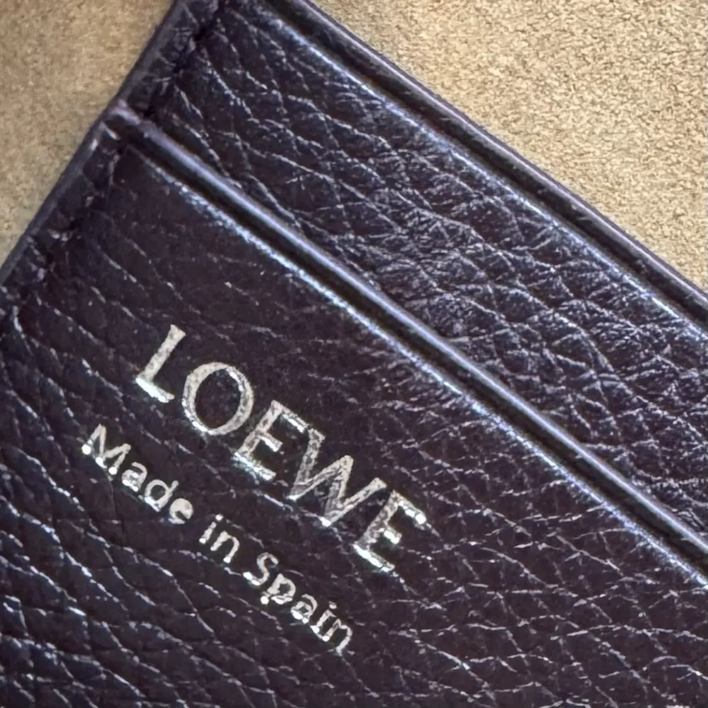 Loewe Unisex Small Pebble Messenger Bag in Supple Grained Calfskin-Burgundy - image 9