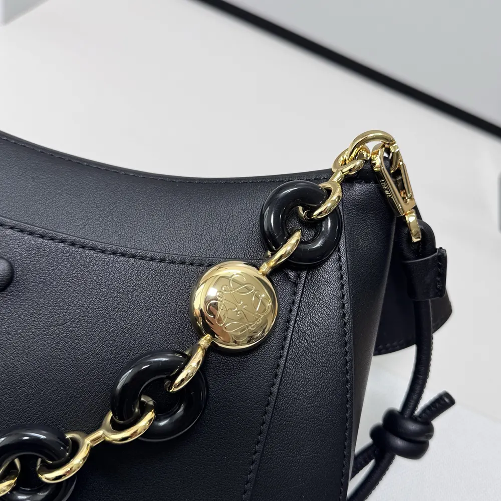 Loewe Women Medium Ola Bag in Smooth Calfskin-Black - image 8