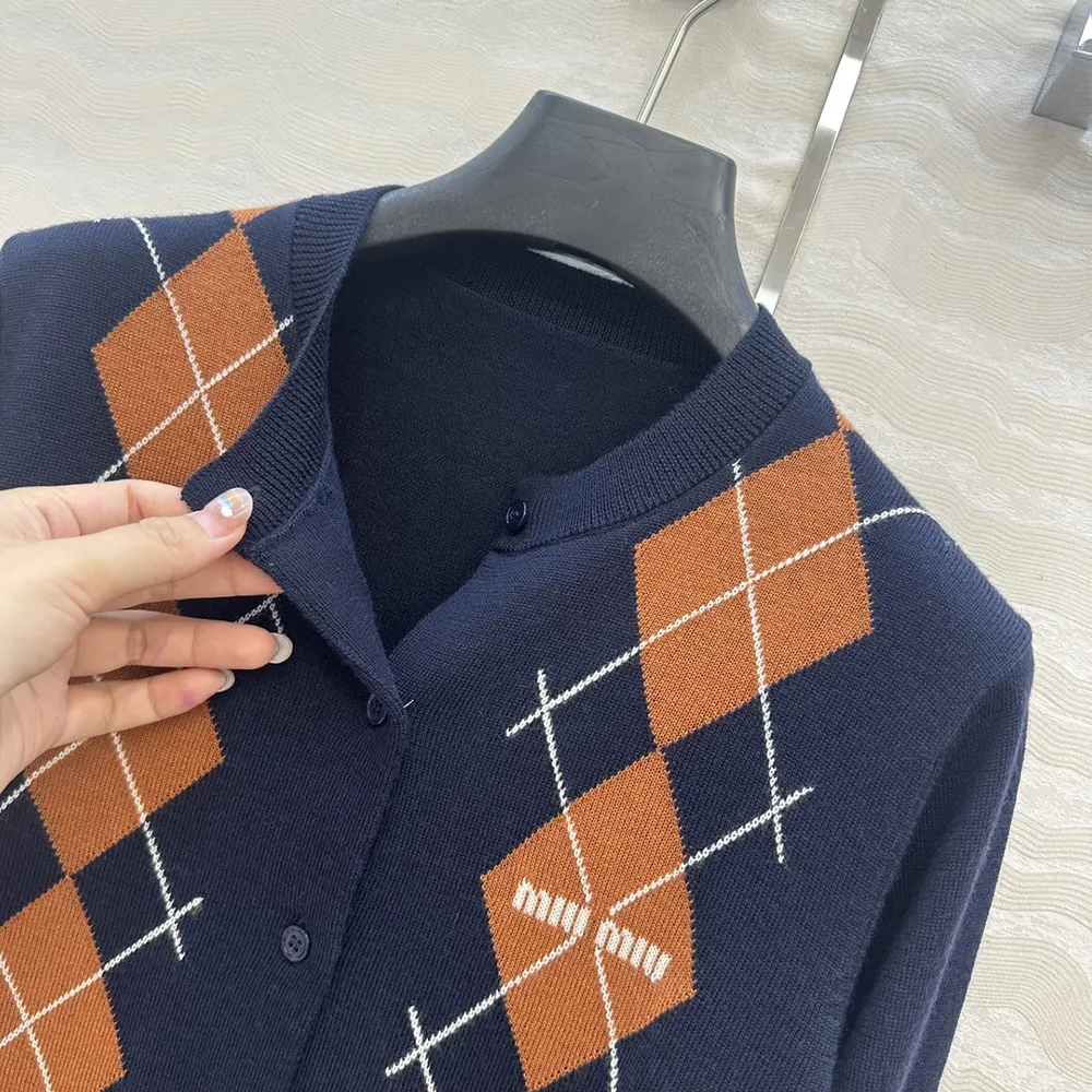 Miu Miu Women Cashmere Cardigan - image 6