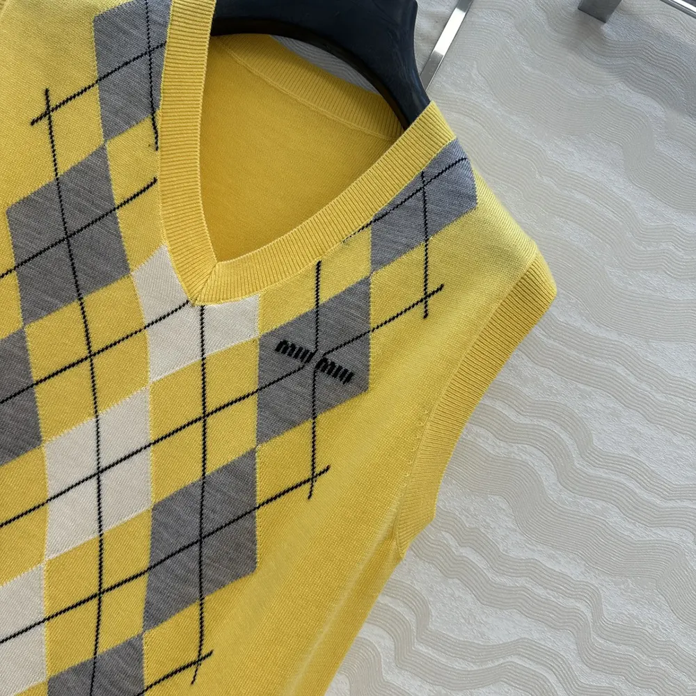 Miu Miu Women Cashmere Vest - image 5