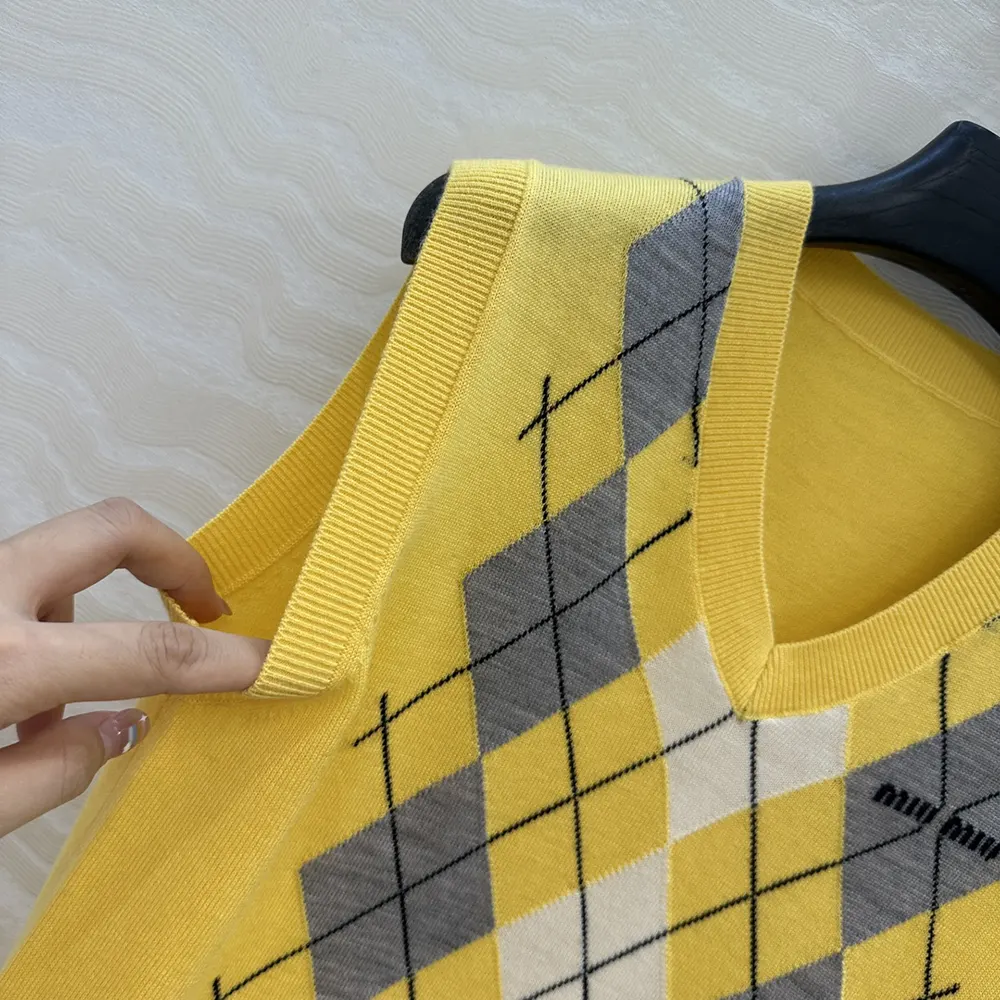 Miu Miu Women Cashmere Vest - image 6