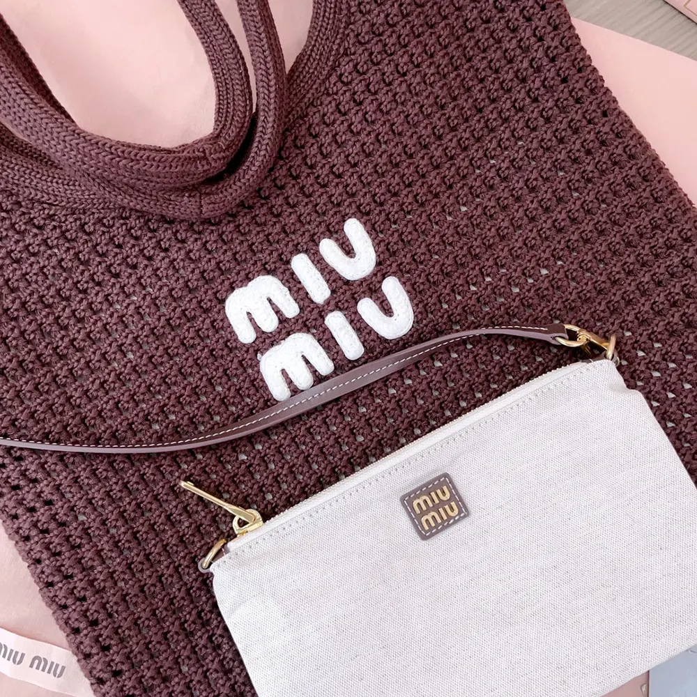 Miu Miu Women Ivy Raffia-Effect Woven Tote Bag - image 9