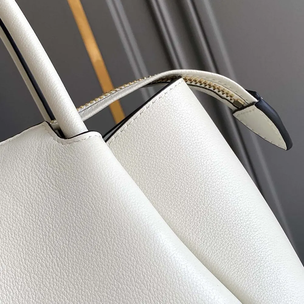 Prada Women Darling Medium Leather Shoulder Bag-White - image 7