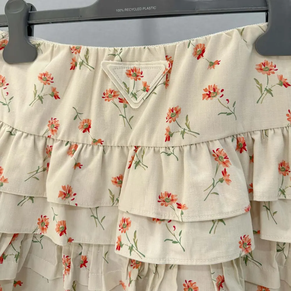 Prada Women Floral Print Linen Miniskirt - image 5