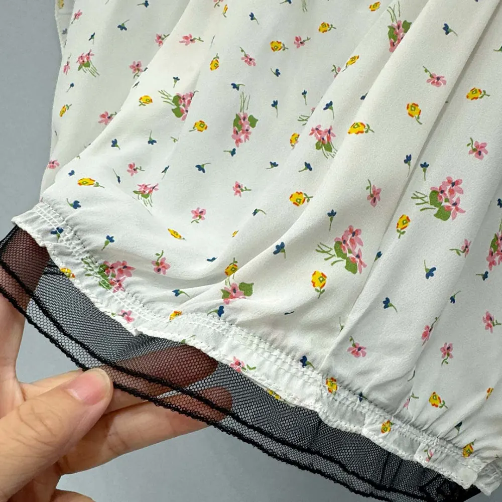 Prada Women Short-sleeved Floral Print Pongé Crop Top - image 8