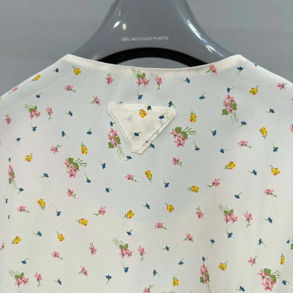 Prada Women Short-sleeved Floral Print Pongé Crop Top - image 4