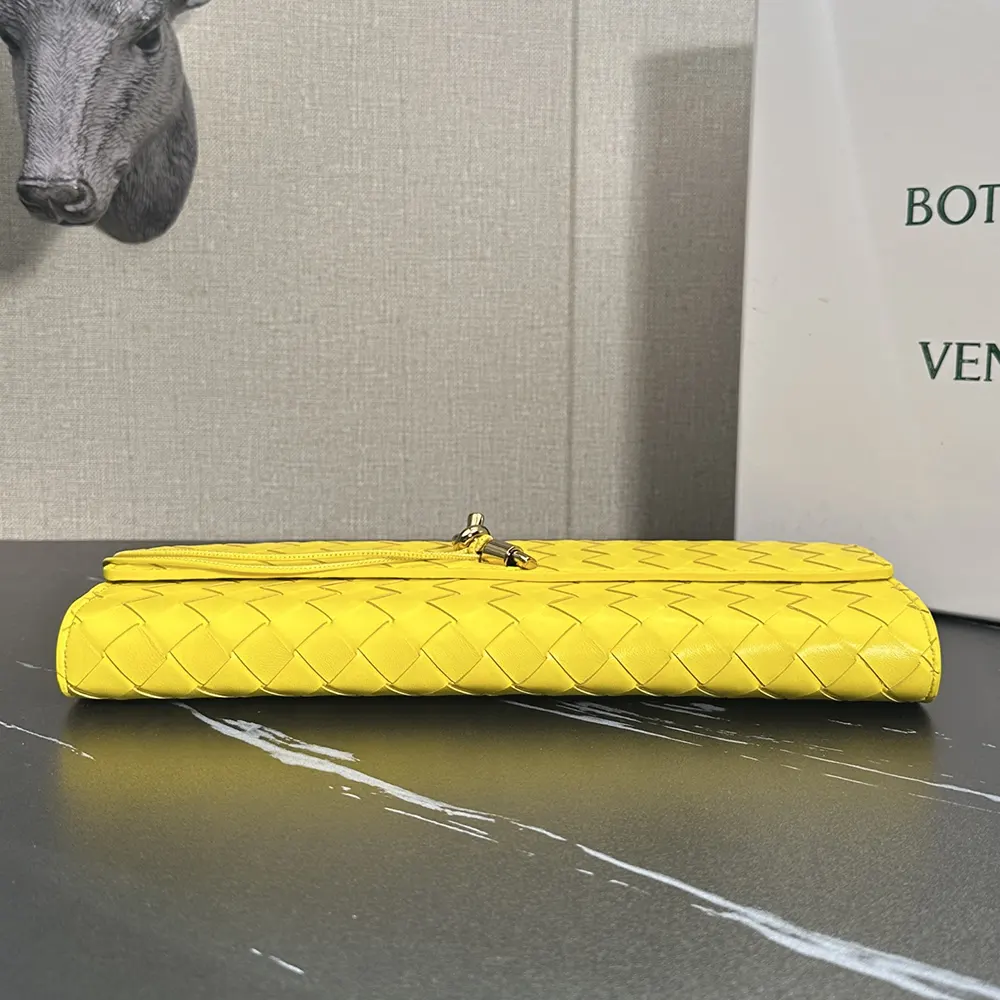 Bottega Veneta Women Andiamo Clutch in Intrecciato Leather-Yellow - image 7
