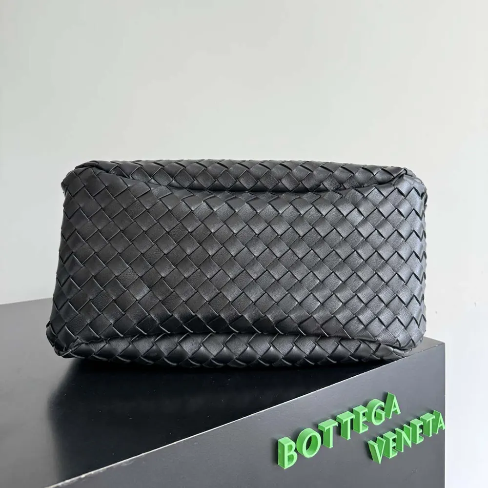 Bottega Veneta Women Medium Campana-Black - image 4