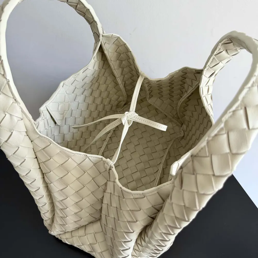 Bottega Veneta Women Medium Campana-White - image 6