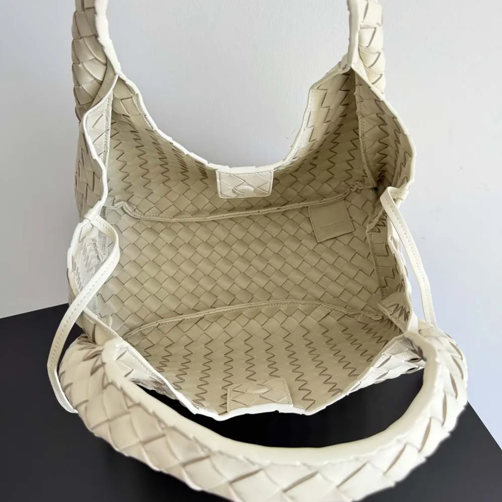 Bottega Veneta Women Medium Campana-White - image 7