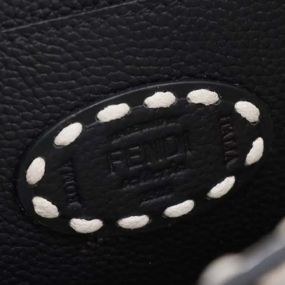 Fendi Women Peekaboo Iseeu Small Black Selleria Bag - image 10