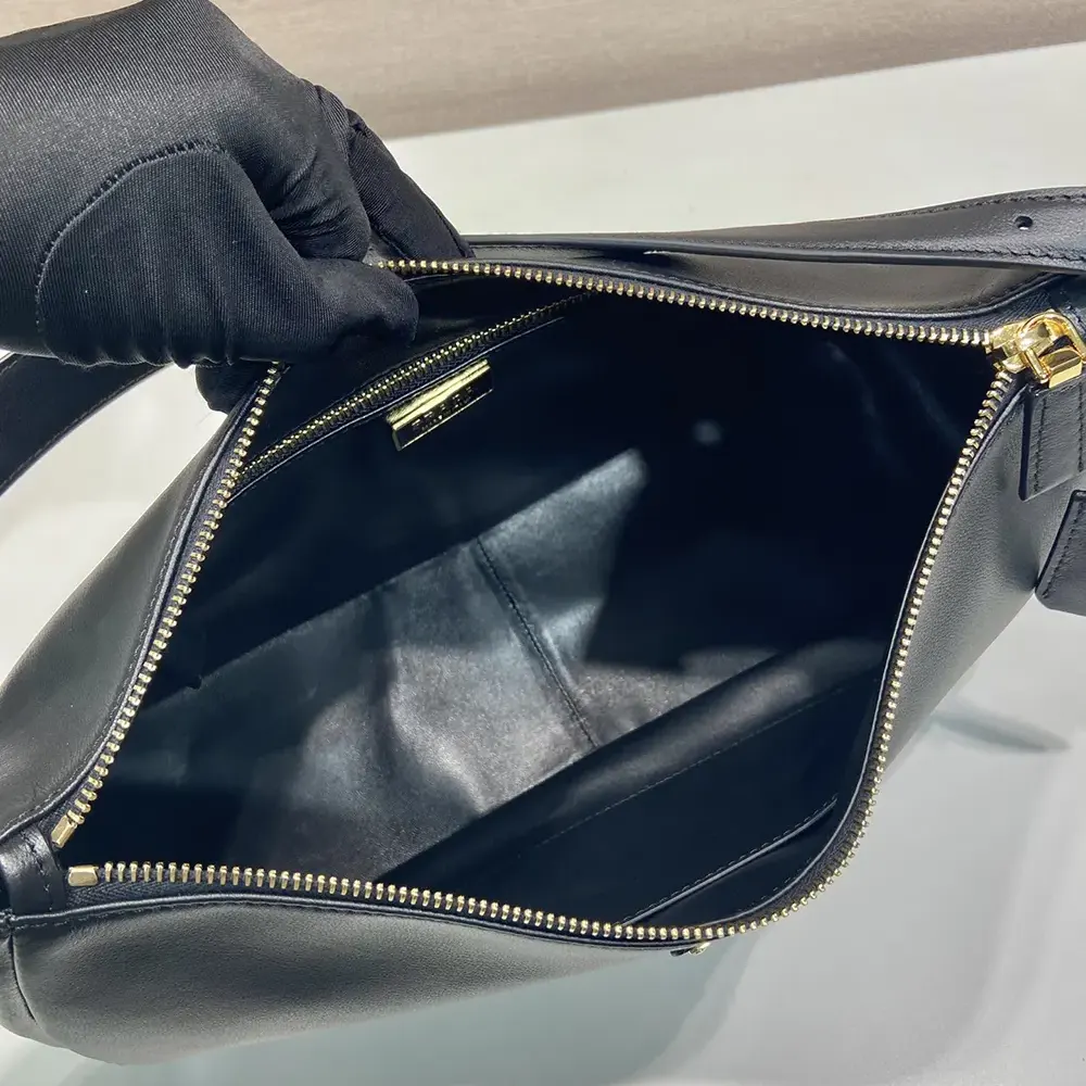 Prada Women Aimée Large Leather Shoulder Bag-Black - image 10