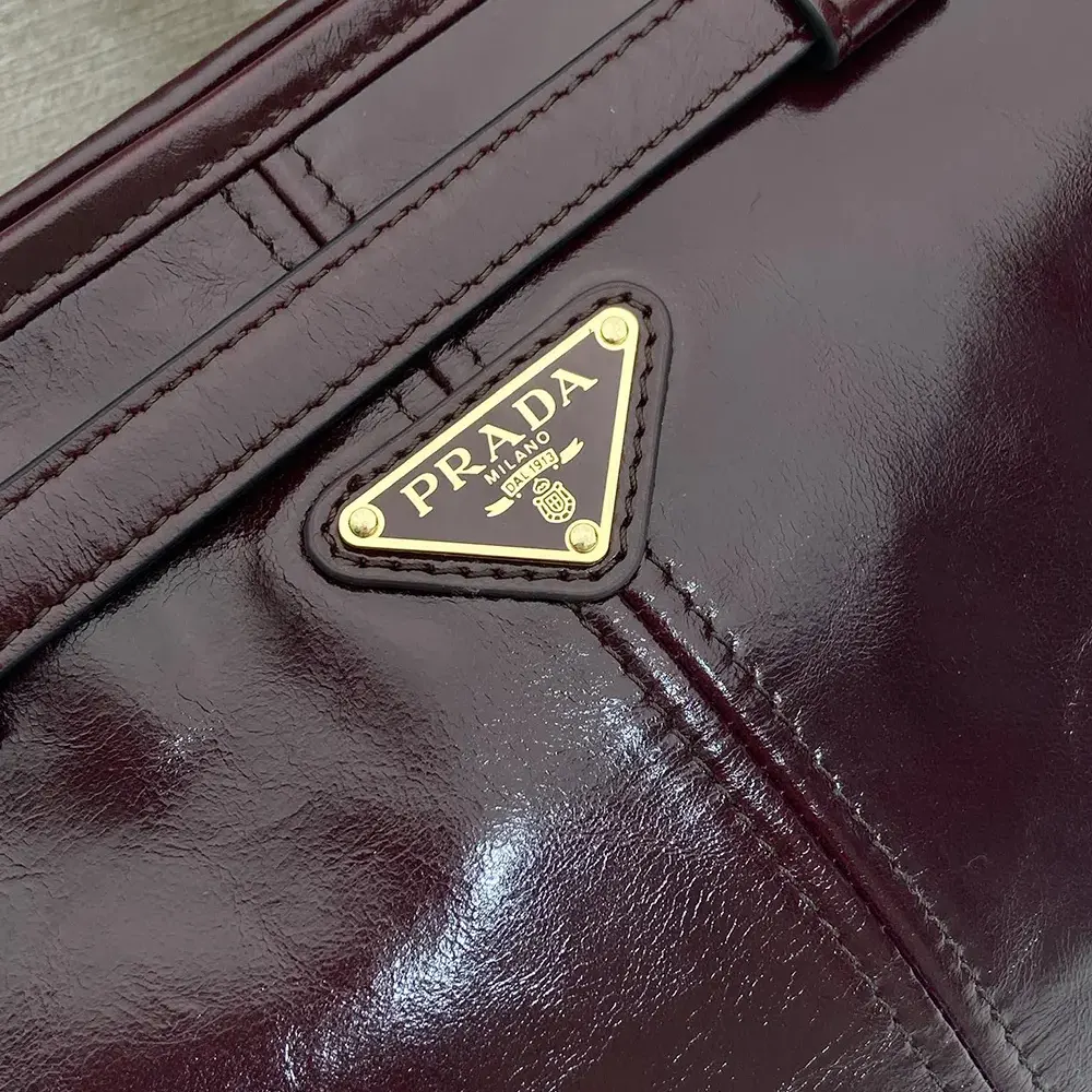 Prada Women Bonnie Medium Leather Handbag-Maroon - image 8