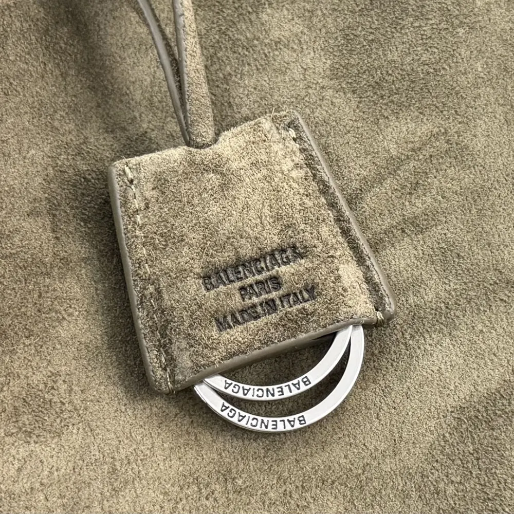 Balenciaga Women Rodeo Handbag Medium In Khaki Waxed Suede Calfskin And Smooth Calfskin - image 12