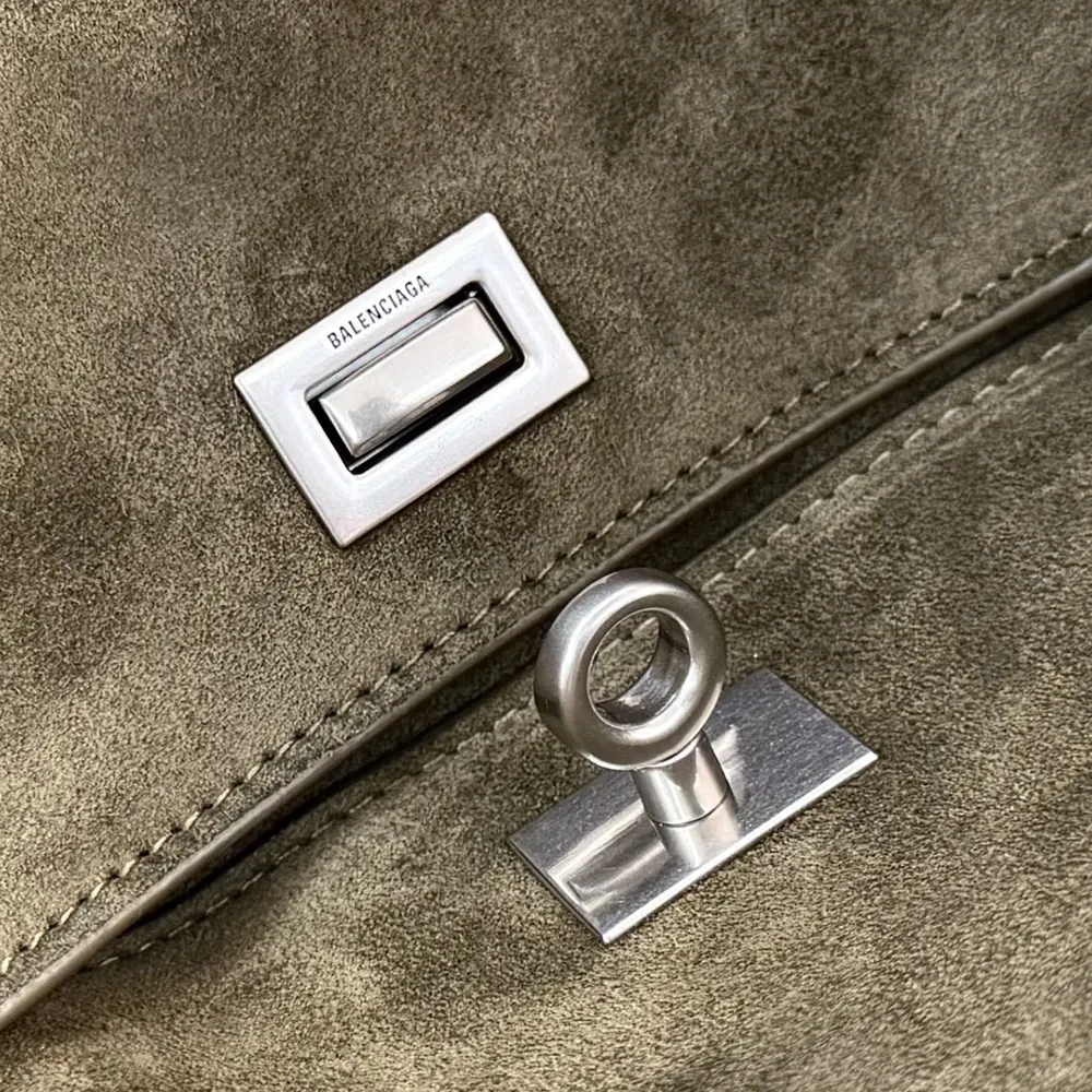 Balenciaga Women Rodeo Handbag Medium In Khaki Waxed Suede Calfskin And Smooth Calfskin - image 9