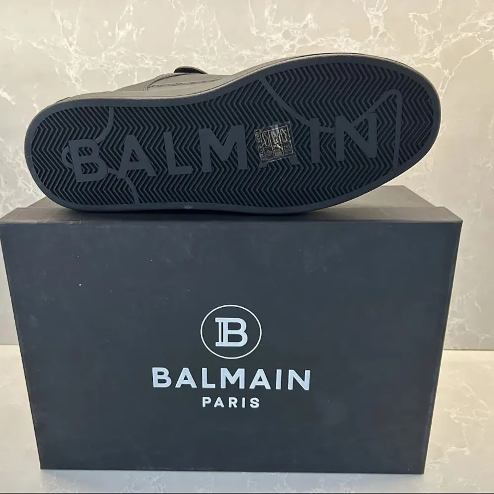 Balmain Unisex B Court Trainers in Calfskin-Black - image 6