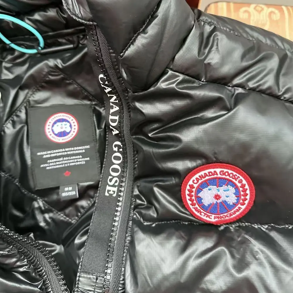 Canada Goose Women Crofton Vest with Recycled Feather-Light-Ripstop-Black - image 4