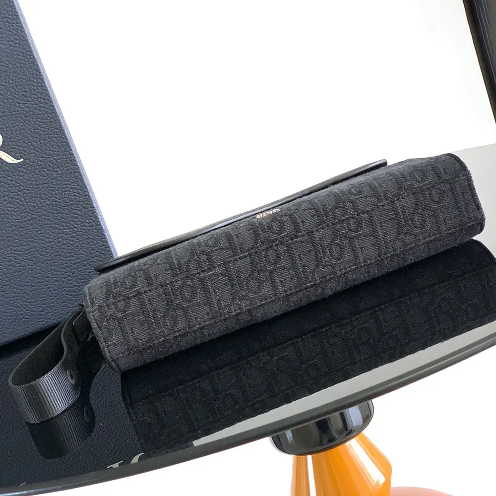 Dior Men Saddle A5 Triangle Pouch Black Dior Oblique Jacquard and Black Grained Calfskin - image 6