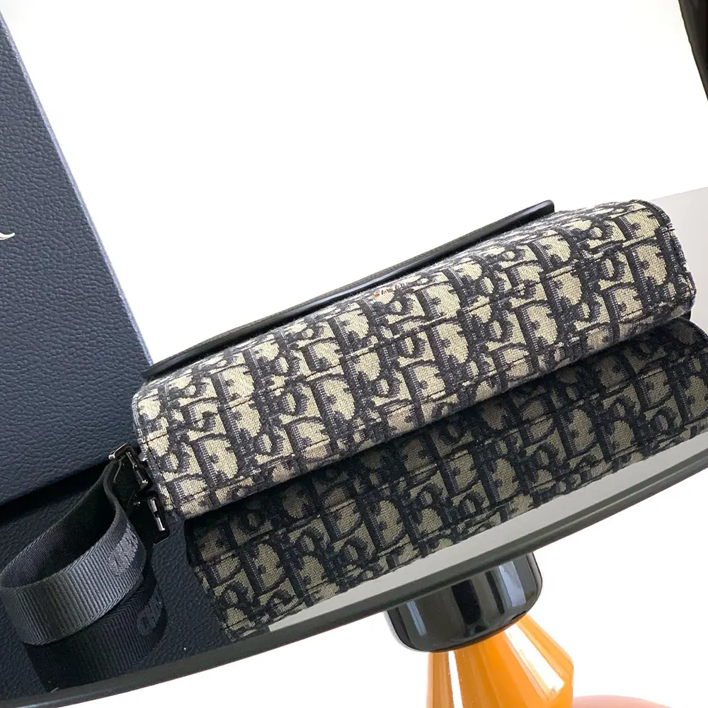 Dior Men Saddle A5 Triangle Pouch Beige and Black Dior Oblique Jacquard with Black Grained Calfskin - image 6