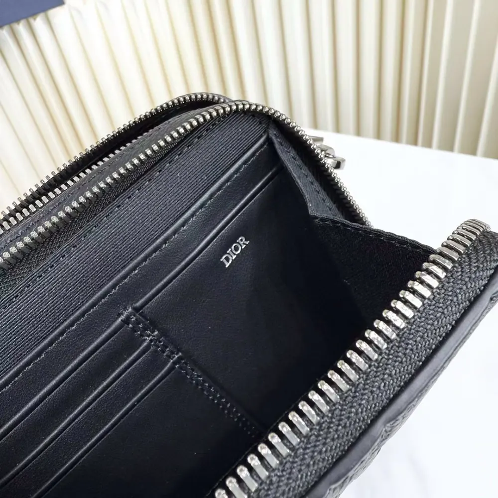 Dior Men Zipped Pouch with Strap Black Dior Gravity Leather - image 10
