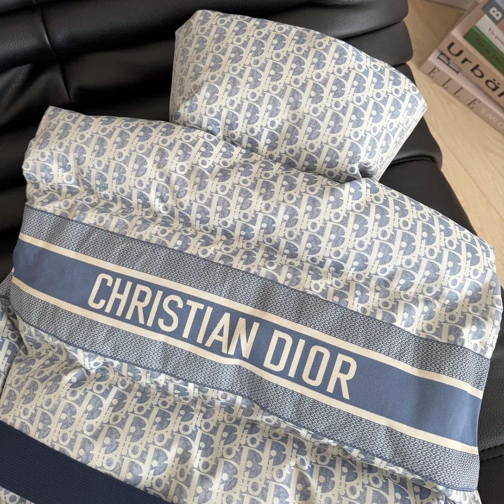 Dior Men DiorAlps Belted Puffer Vest Blue and White Dior Oblique Quilted Technical Taffeta - image 8