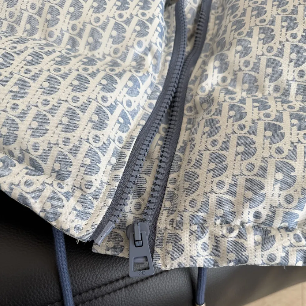Dior Men DiorAlps Cropped Puffer Jacket with Hood Blue and White Dior Oblique Quilted Technical Taffeta - image 10