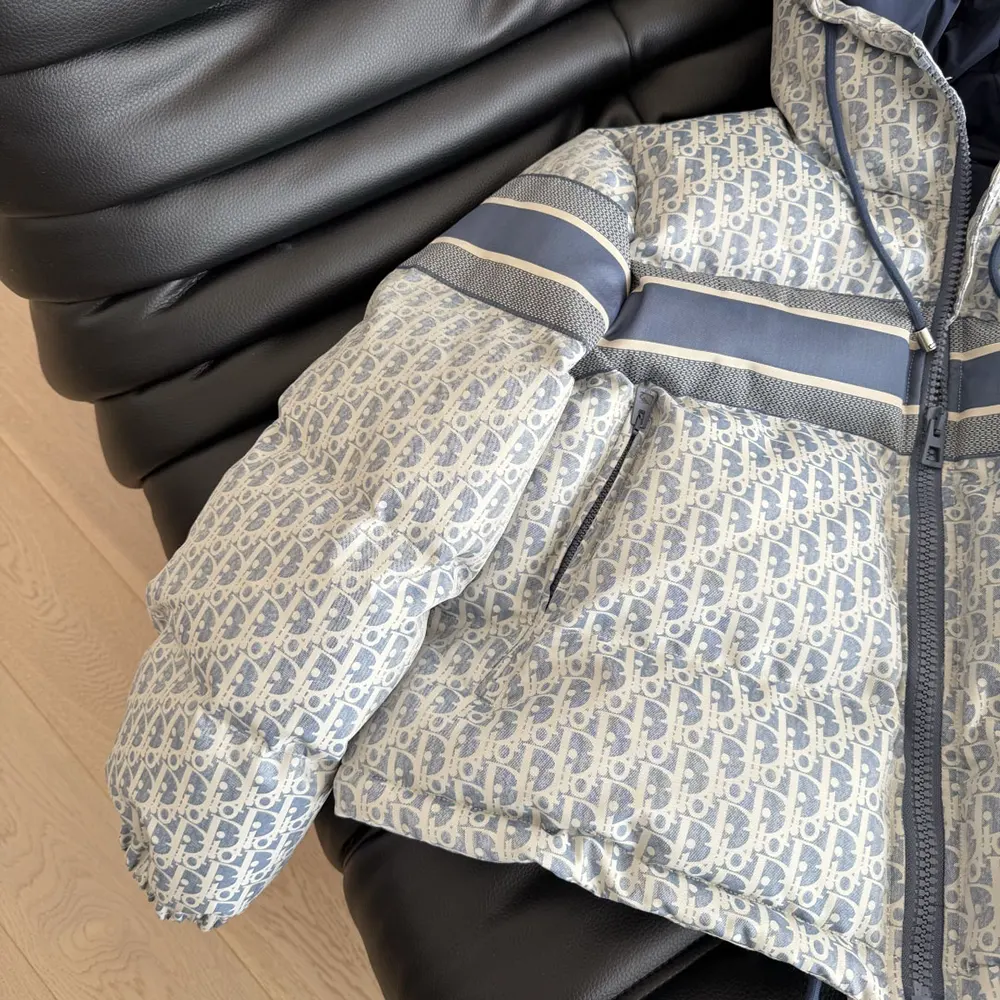Dior Men DiorAlps Cropped Puffer Jacket with Hood Blue and White Dior Oblique Quilted Technical Taffeta - image 7