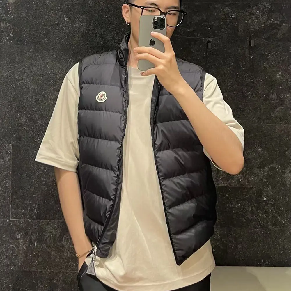 Moncler Men Rocoque Down Gilet-Black - image 5