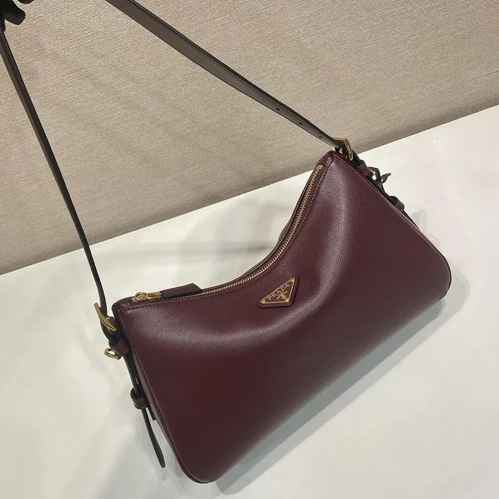 Prada Women Aimée Medium Leather Shoulder Bag-Maroon - image 4