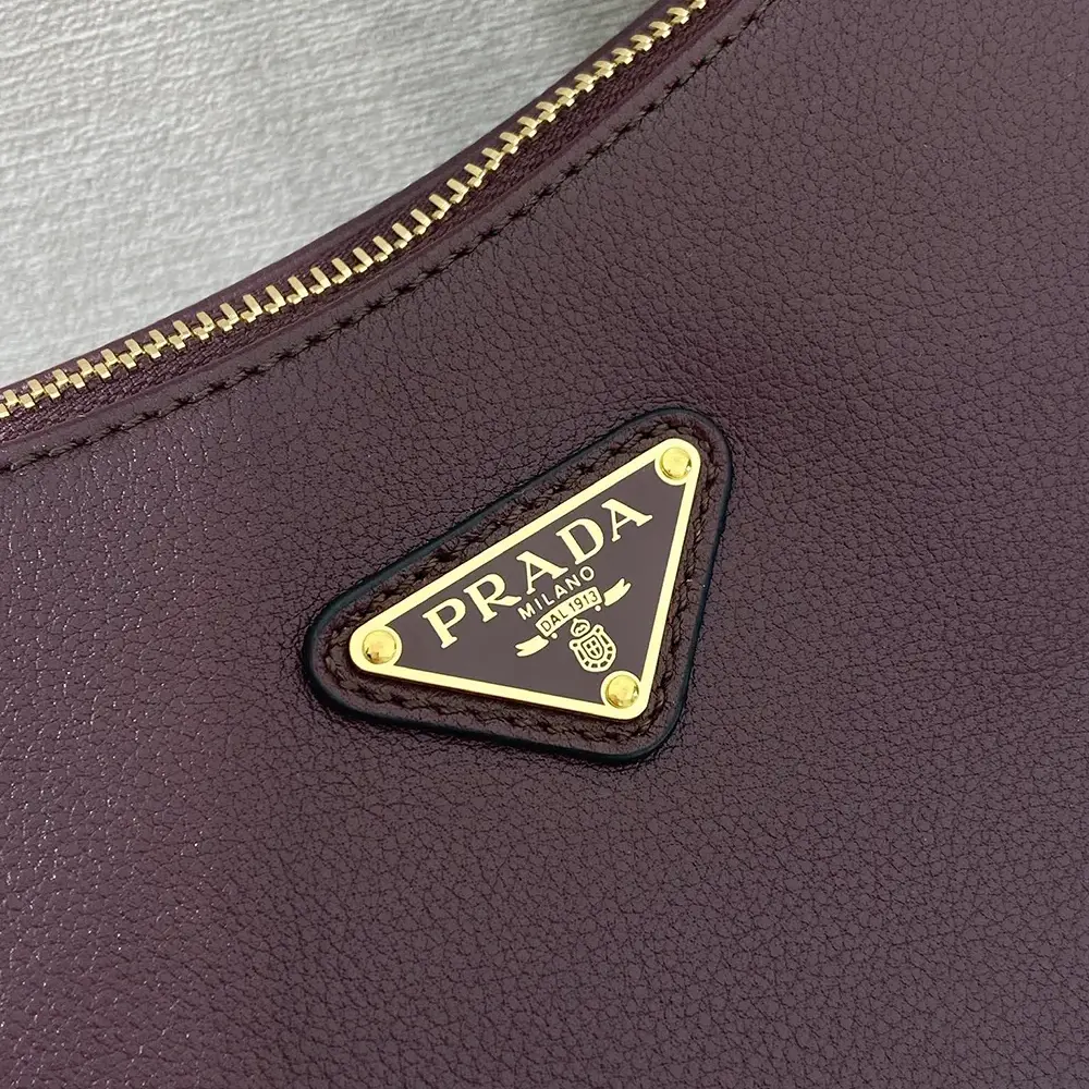 Prada Women Aimée Medium Leather Shoulder Bag-Maroon - image 10