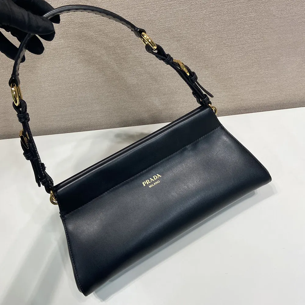 Prada Women Enchaîné Medium Leather Bag-Black - image 4