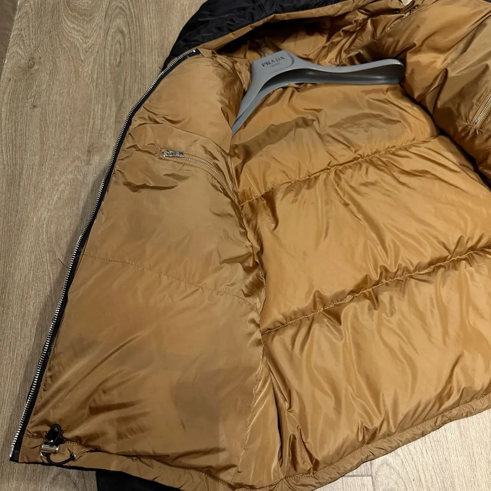 Prada Women Re-Nylon Down Jacket-Black - image 10
