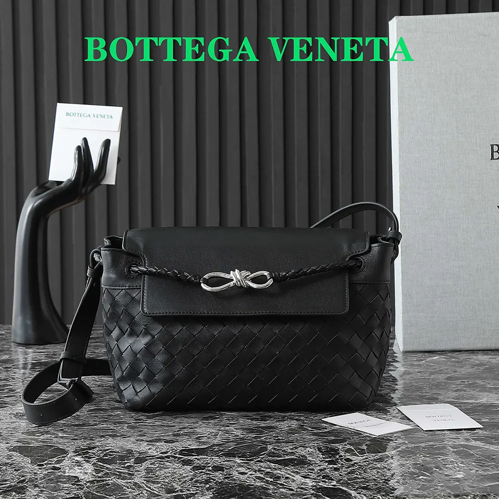 Close-up of matte black hardware on Bottega Veneta Unisex Small Andiamo Messenger-Black