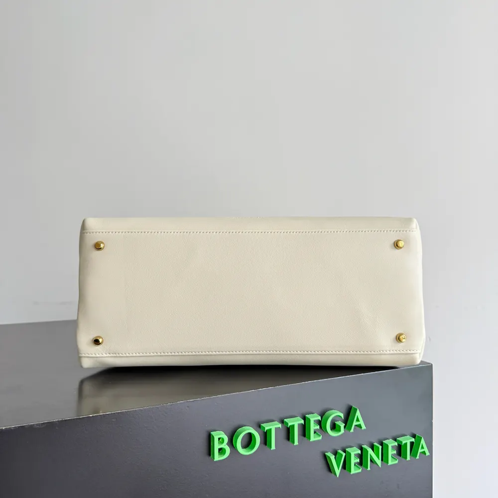 Bottega Veneta Women Medium Ciao Ciao-White - image 6